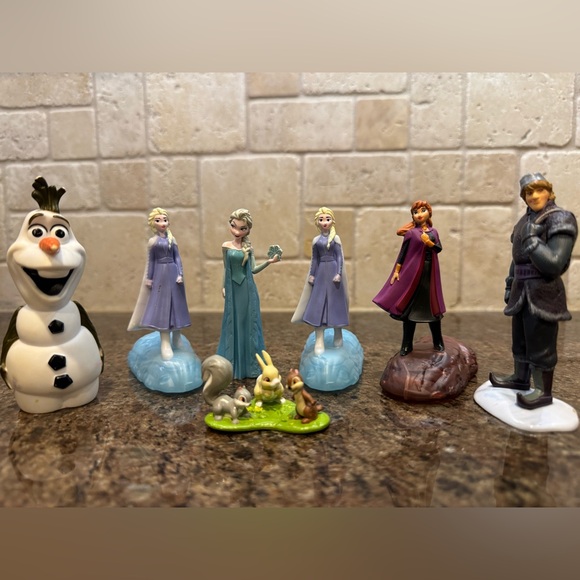 Disney Other - Disney Frozen Figurines Toys Elsa Anna Kristoff Olaf & Disney Garden Animals